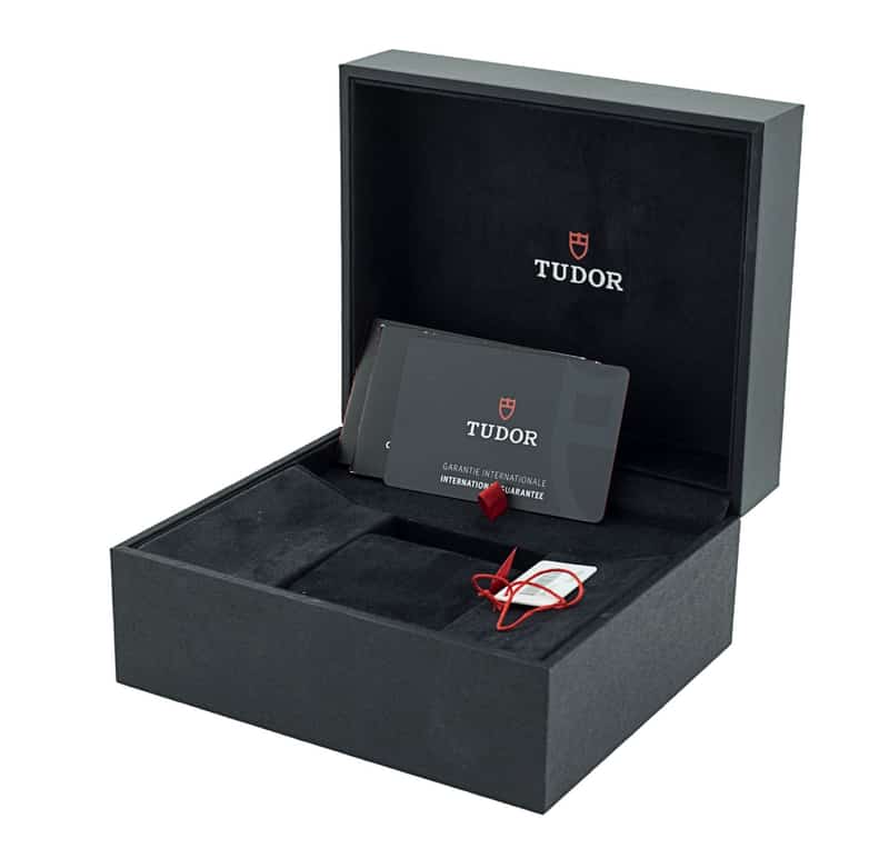 Tudor Black Bay M79230N-0009